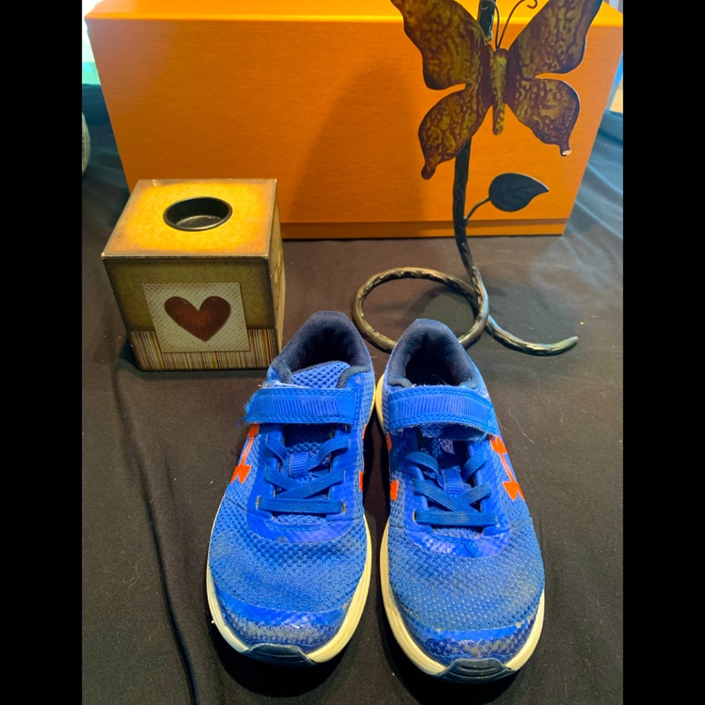 Under armour rubber shoes